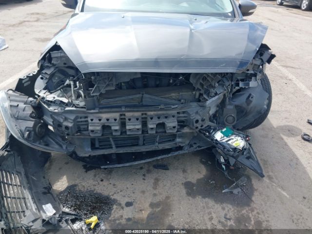 1FADP3N23JL241453 Ford Focus Titanium