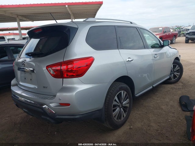 5N1DR2MN8HC605530 Nissan Pathfinder Sv