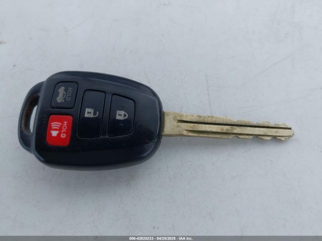 4T1BF1FK6HU749388 Toyota CAMRY SE