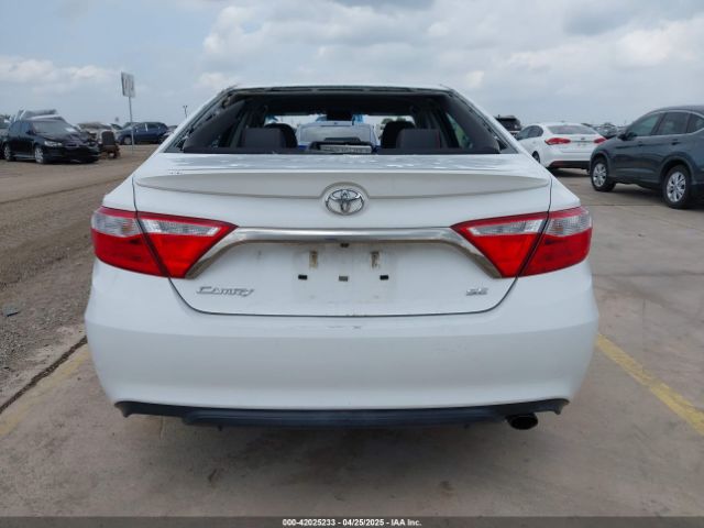 4T1BF1FK6HU749388 Toyota CAMRY SE
