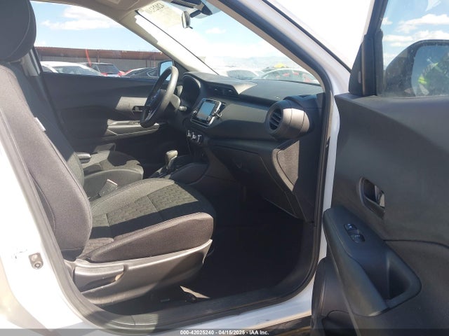 3N1CP5BV7NL511927 Nissan Kicks S Xtronic Cvt