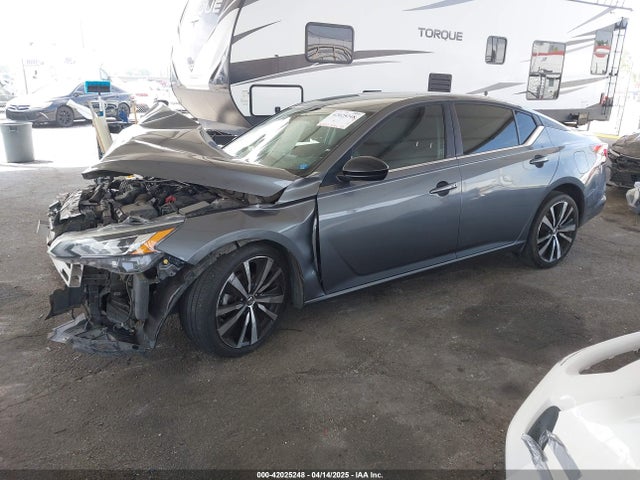 1N4BL4CV7KN321110 Nissan 2019