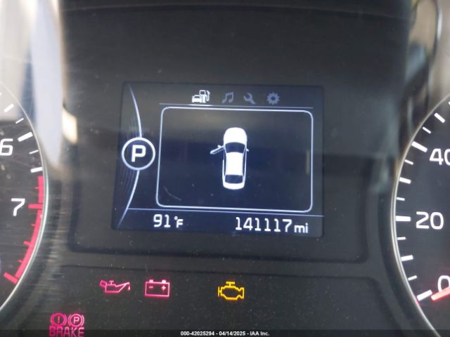 KNAGT4L37J5206002 KIA Optima Lx