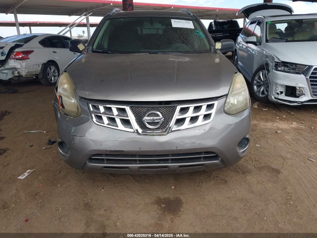 JN8AS5MT1FW157157 Nissan Rogue Select S
