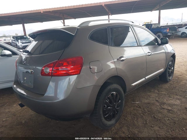 JN8AS5MT1FW157157 Nissan Rogue Select S