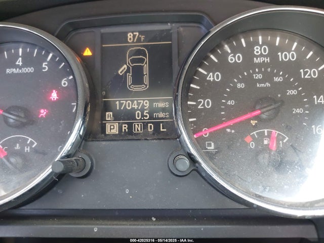 JN8AS5MT1FW157157 Nissan Rogue Select S