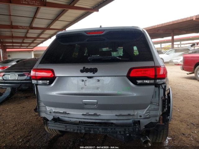 1C4RJEAG3JC358884 Jeep Grand Cherokee Altitude 4x2