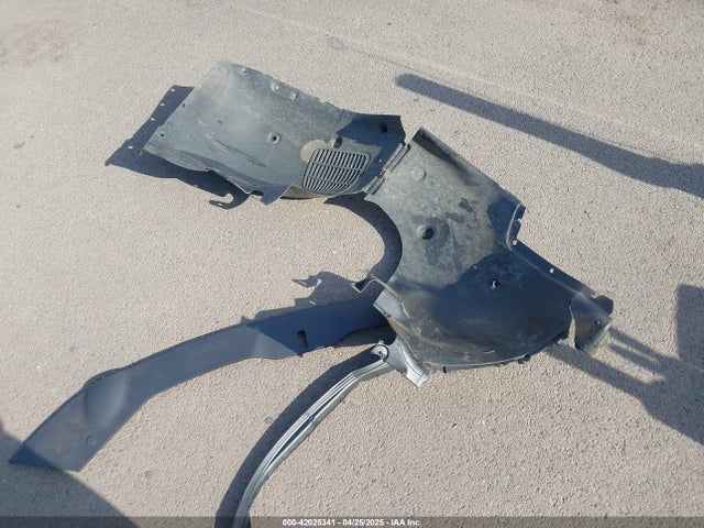 Rivian R1s Adventure 2023 7PDSGABA8PN020504 Image 12