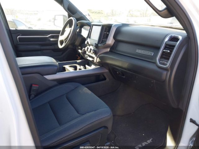 2024 RAM 1500 1C6SRFFT2RN119324 Photo 4