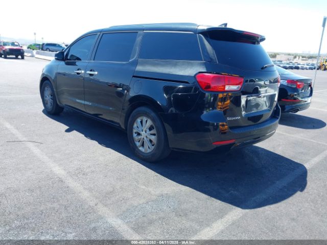 KNDMB5C17H6319935 KIA SEDONA LX