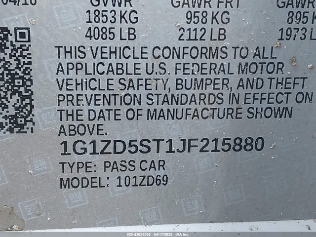 1G1ZD5ST1JF215880 Chevrolet MALIBU LT