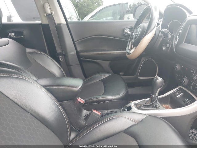 3C4NJCBBXLT166004 Jeep Compass Sun And Wheel Fwd