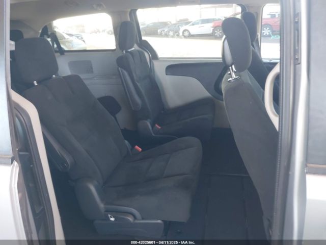 2C4RDGCG9GR323668 Dodge Grand Caravan Sxt