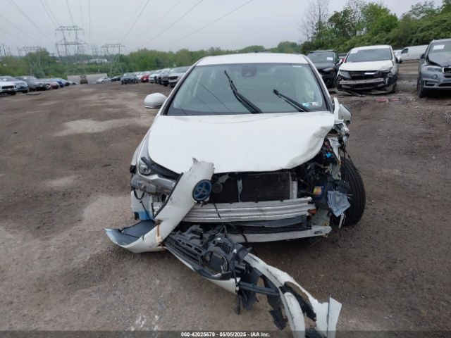 JTDL9RFU7L3019326 Toyota Prius Le Awd-e