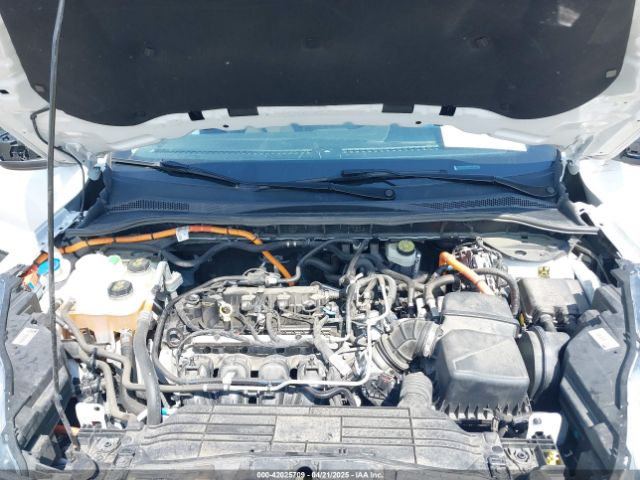 1FMCU9DZ5NUA11487 Ford Escape Titanium Hybrid