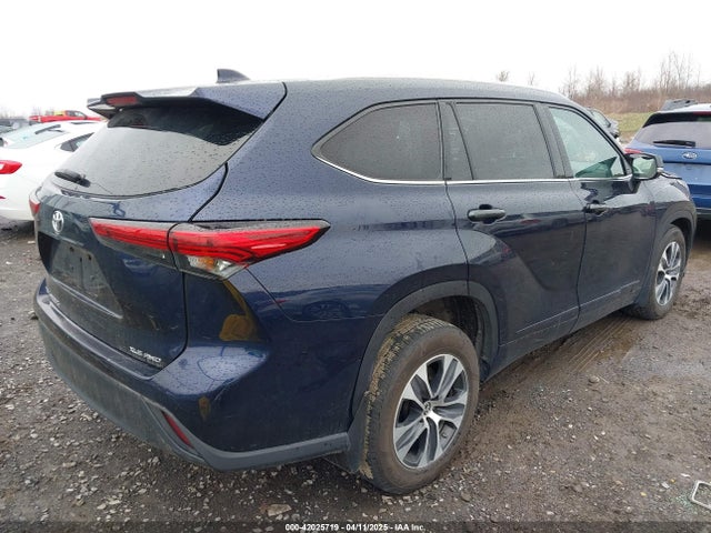 5TDGZRBH7MS557907 Toyota Highlander Xle