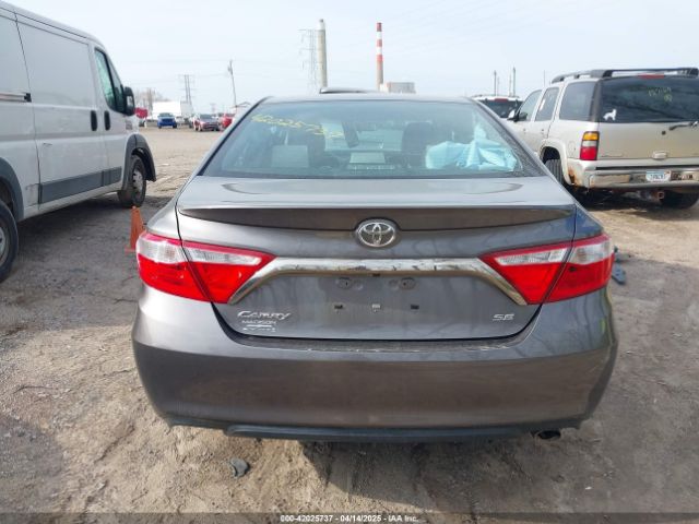 4T1BF1FK3GU153136 Toyota CAMRY SE