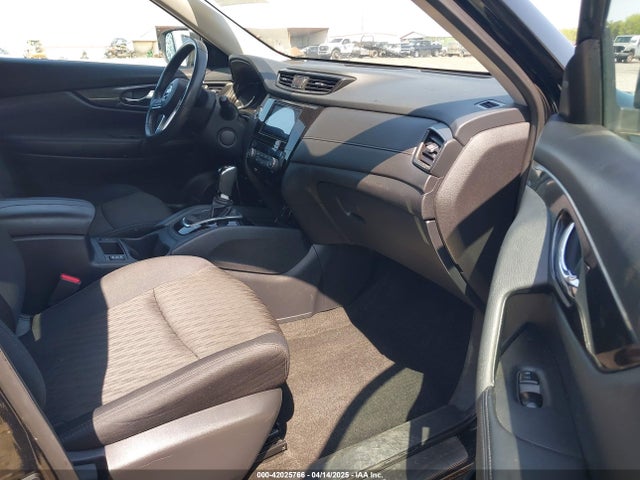 5N1AT2MV3HC817711 Nissan ROGUE SV