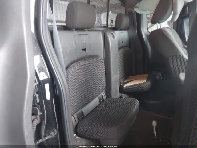 1N6AD0CW2FN713256 Nissan Frontier Sv