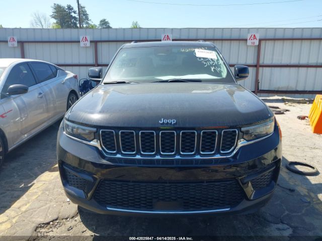 1C4RJHAG7P8910819 Jeep Grand Cherokee Laredo X 4x4