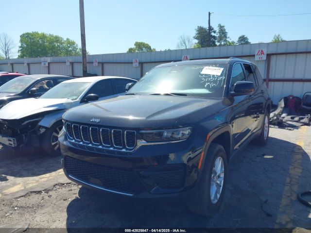 1C4RJHAG7P8910819 Jeep Grand Cherokee Laredo X 4x4