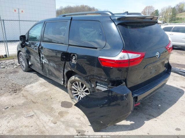 5TDYZ3DC1KS998660 Toyota Sienna Xle 8 Passenger