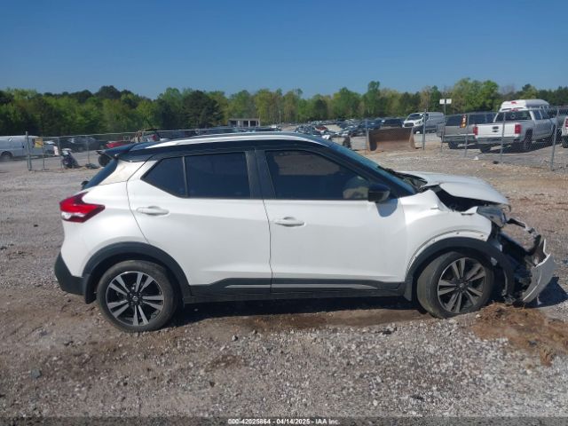 3N1CP5CU4KL501860 Nissan KICKS SR