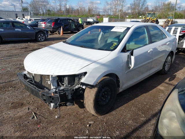 Toyota CAMRY LE 2014 4T4BF1FK1ER424875 Image 2