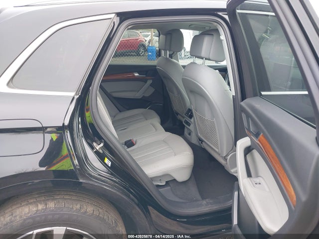 WA1BAAFYXM2117064 Audi Q5 Premium Plus 45 Tfsi Quattro S Tronic