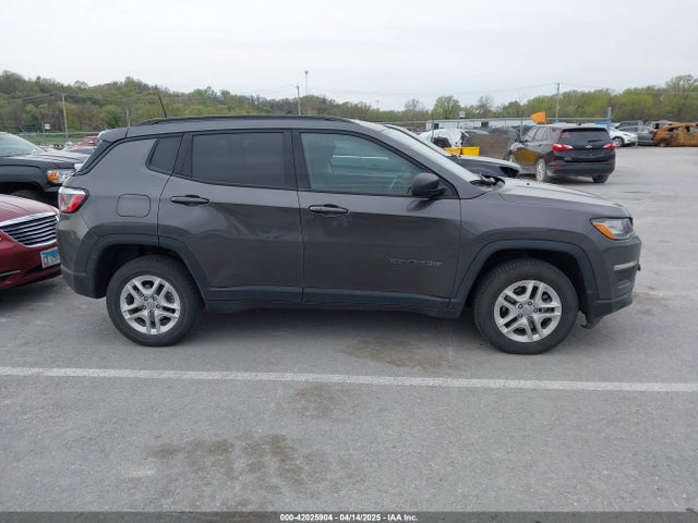 3C4NJCAB9JT489149 Jeep Compass Sport Fwd