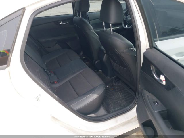 3KPF34ADXLE146055 KIA Forte Gt-line