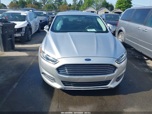 1FA6P0H78E5402517 Ford FUSION SE