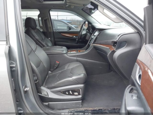 1GYS4HKJ6JR226827 Cadillac Escalade Esv Luxury