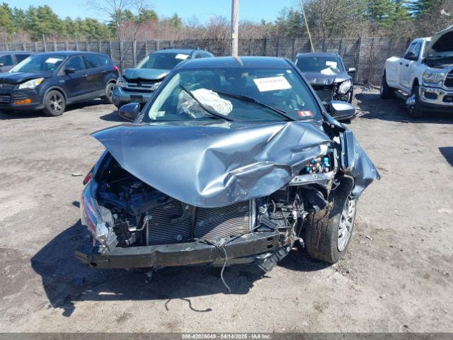 2T1BURHE6JC099397 Toyota COROLLA LE