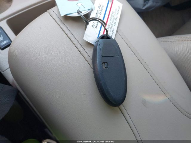 KNMAT2MV7HP593405 Nissan ROGUE SV