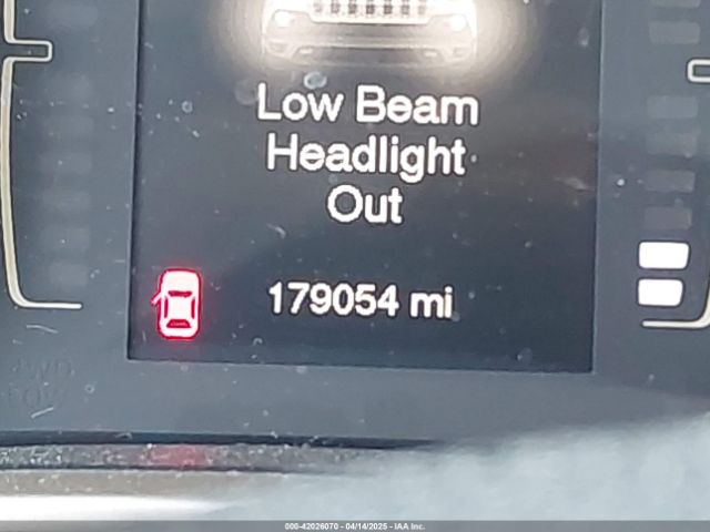 1C4PJMCB6FW691816 Jeep Cherokee Latitude