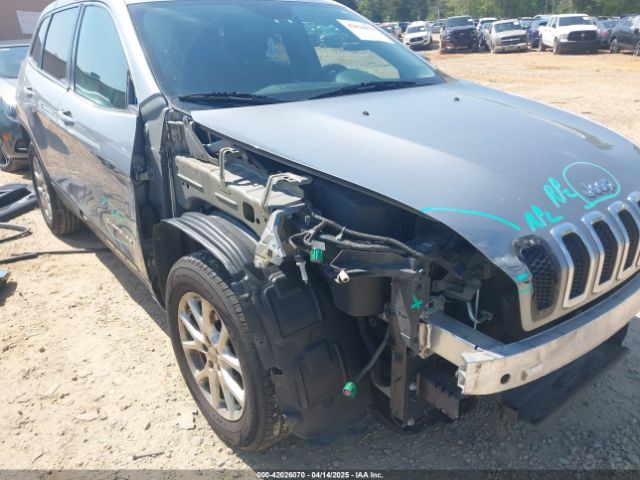 1C4PJMCB6FW691816 Jeep Cherokee Latitude