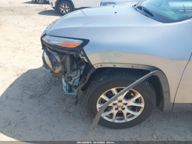 1C4PJMCB6FW691816 Jeep Cherokee Latitude