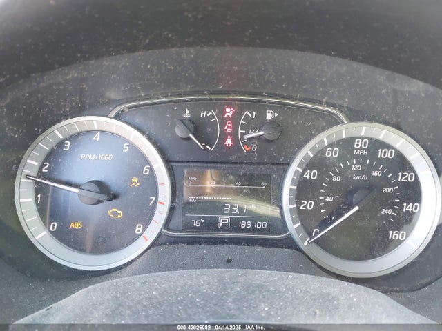 3N1AB7AP1EL675968 Nissan SENTRA SV