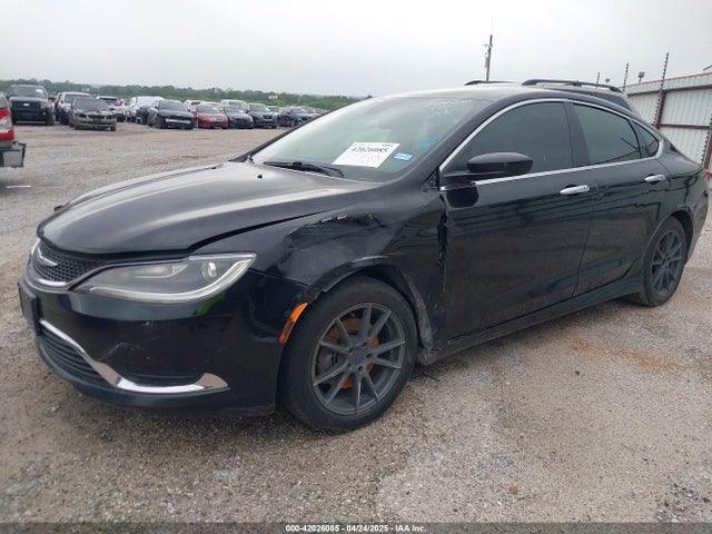 Chrysler 200 Limited 2015 1C3CCCAB8FN604000 Image 2