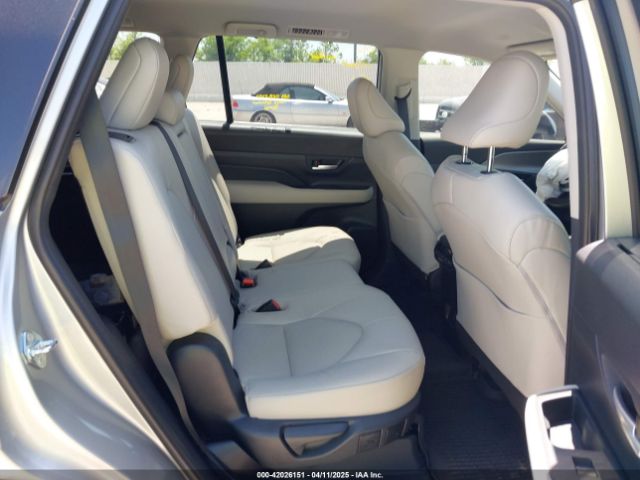 5TDAAAA55RS019168 Toyota Grand Highlander Xle