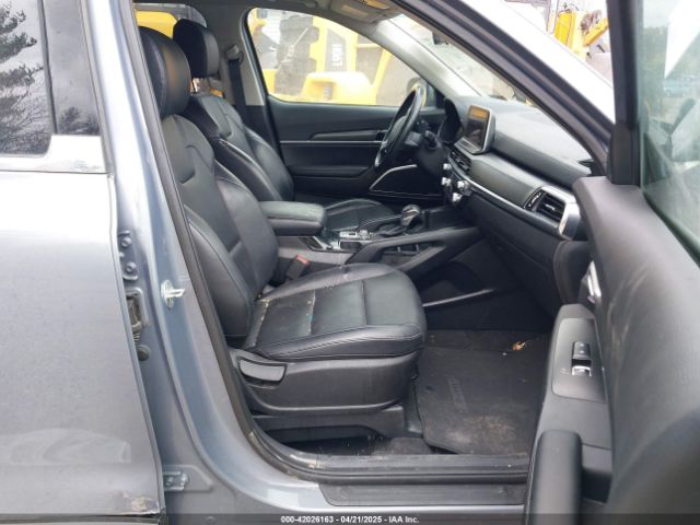 5XYP24HC9NG219104 KIA Telluride Lx