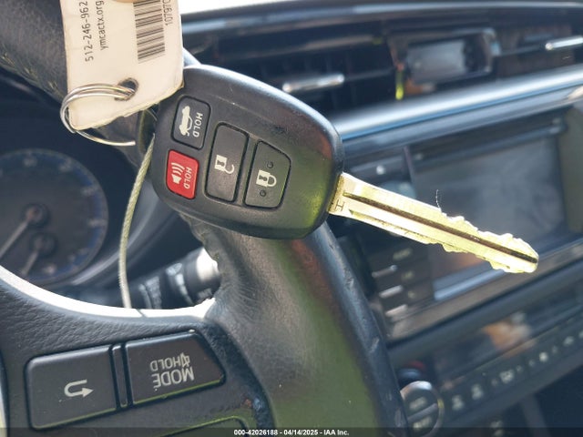 5YFBURHE0EP032302 Toyota Corolla S Plus