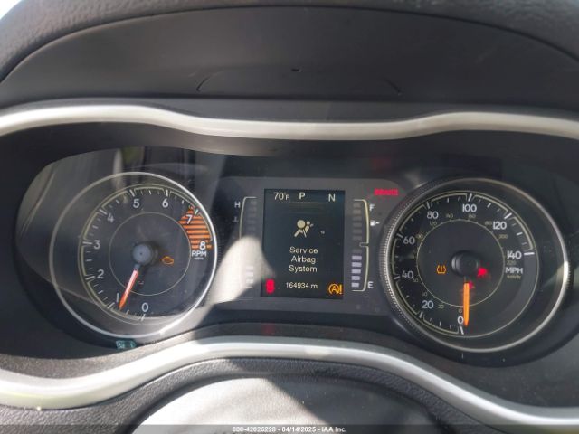 1C4PJLCS6HW604607 Jeep Cherokee Latitude Fwd