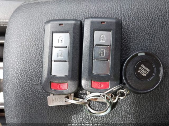 JA4AR4AW0JZ011009 Mitsubishi Outlander Sport 2.4 Sel