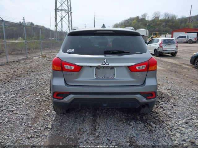 JA4AR4AW0JZ011009 Mitsubishi Outlander Sport 2.4 Sel