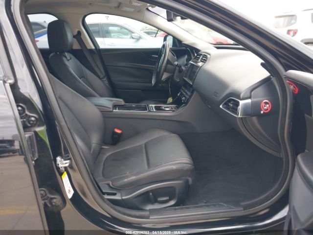 SAJAR4FX9JCP34319 Jaguar Xe 25t