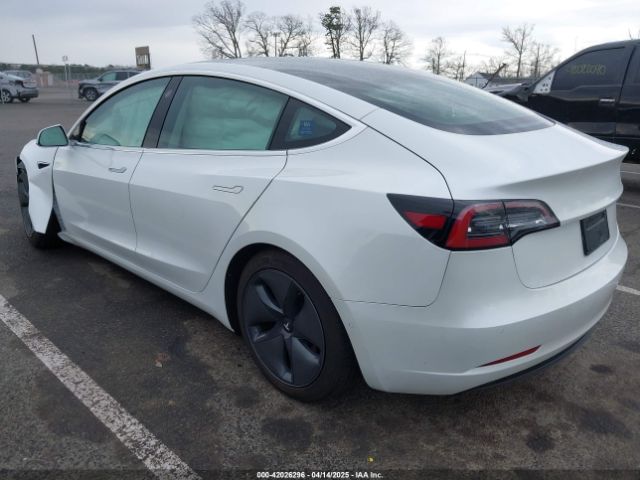 5YJ3E1EA3LF590450 Tesla MODEL 3