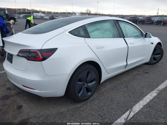 5YJ3E1EA3LF590450 Tesla MODEL 3