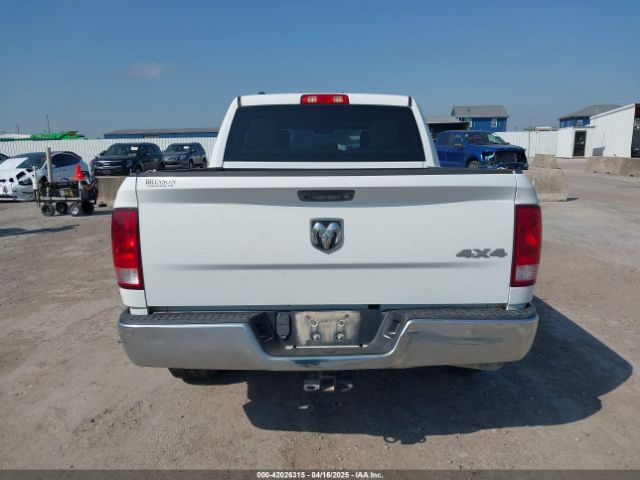 1C6RR7KTXJS279077 RAM 1500 Tradesman  4x4 5'7 Box